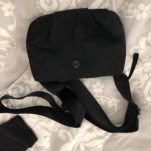 Lululemon yoga mat carrier never used